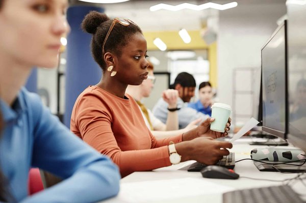 Tutos et actualité informatique : débuter avec confiance